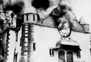 e Burning Synagoge Kristallnacht 1938